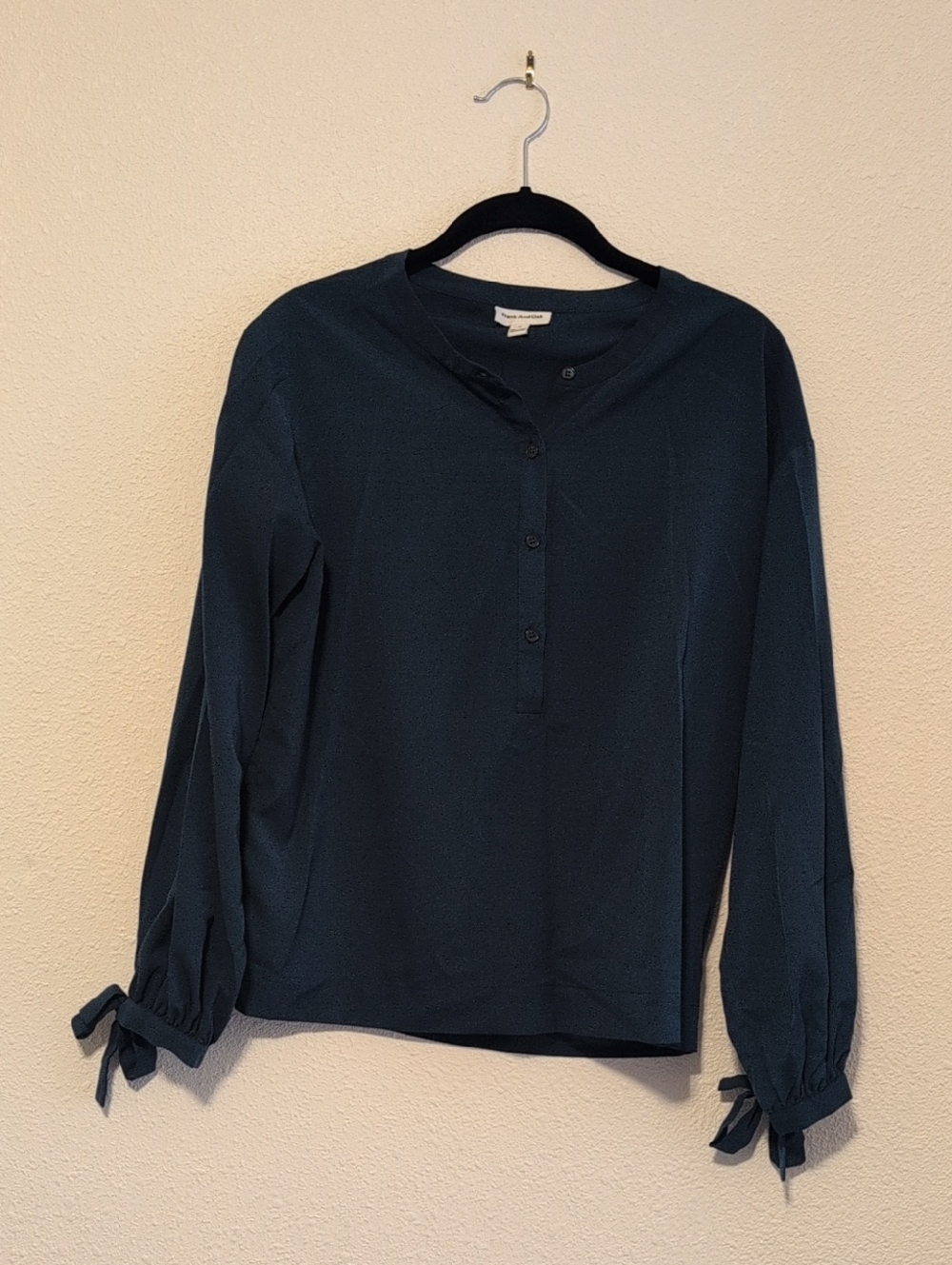 Frank & Oak Teal Button-Front Long-Sleeve Top